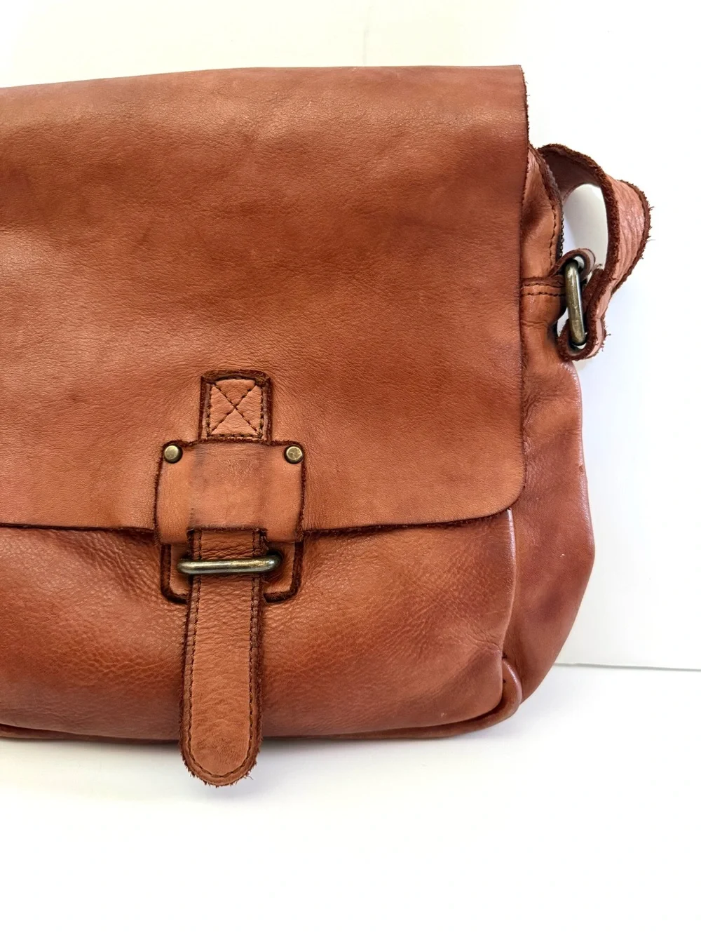 Harbour 2nd Leather Crossbody Bag North South Marlies Flap Messenger Satchel